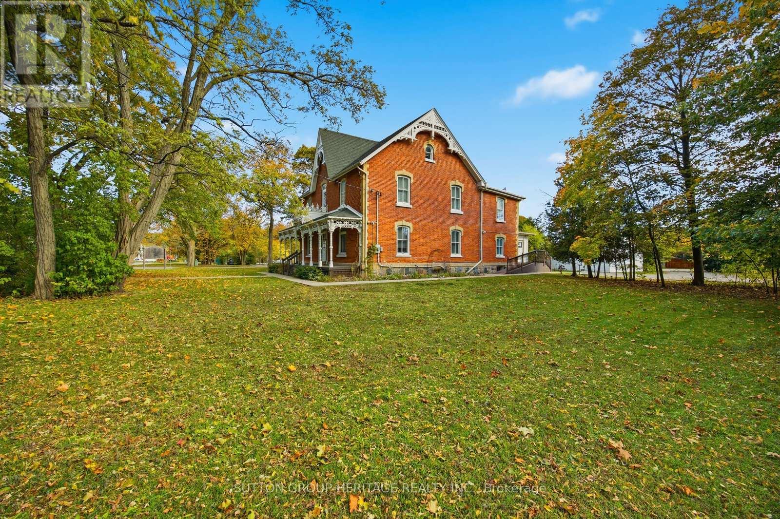 27 OLD KINGSTON ROAD