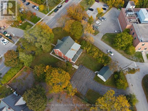 27 OLD KINGSTON ROAD Toronto (West Hill) ON M1E3J6