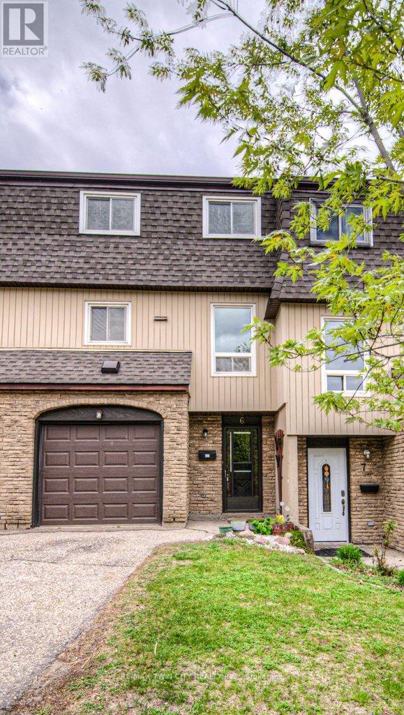 6 - 80 OLD COUNTRY DRIVE