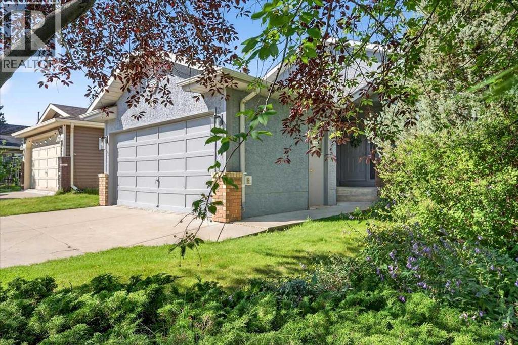 22 Shawinigan Rise SW