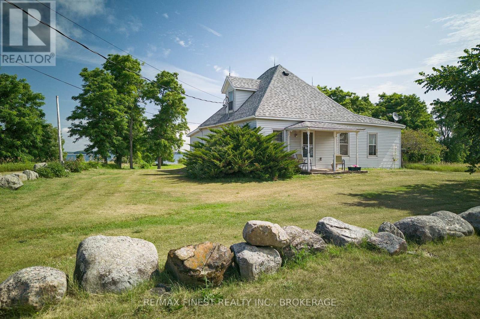10 FRONT ROAD