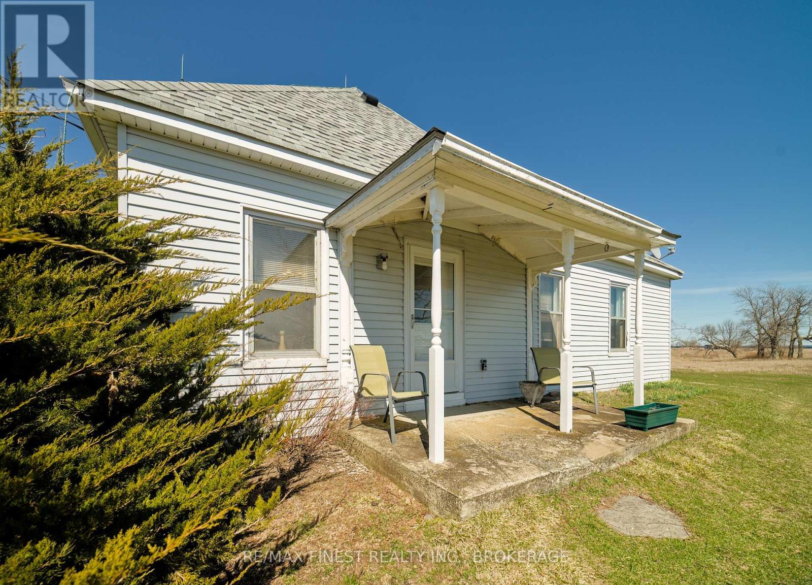 10 FRONT ROAD