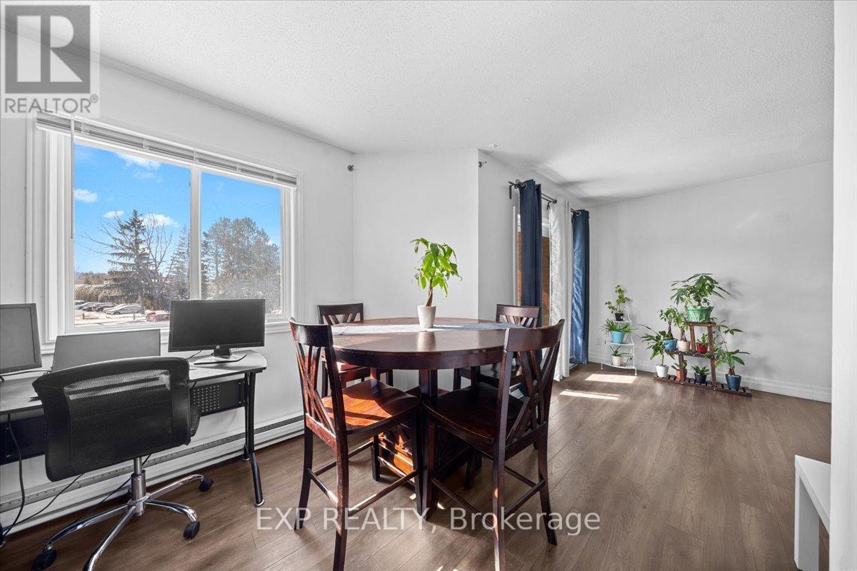 109 - 270 LORRY GREENBERG DRIVE