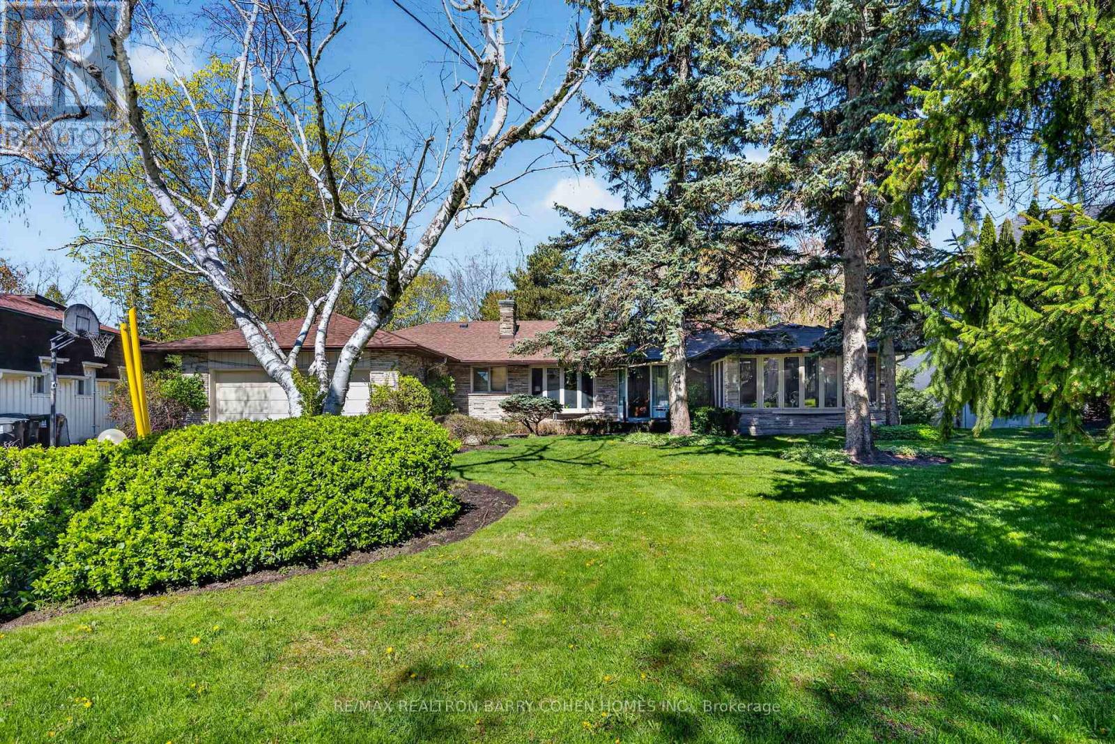 18 BRIAN CLIFF DRIVE