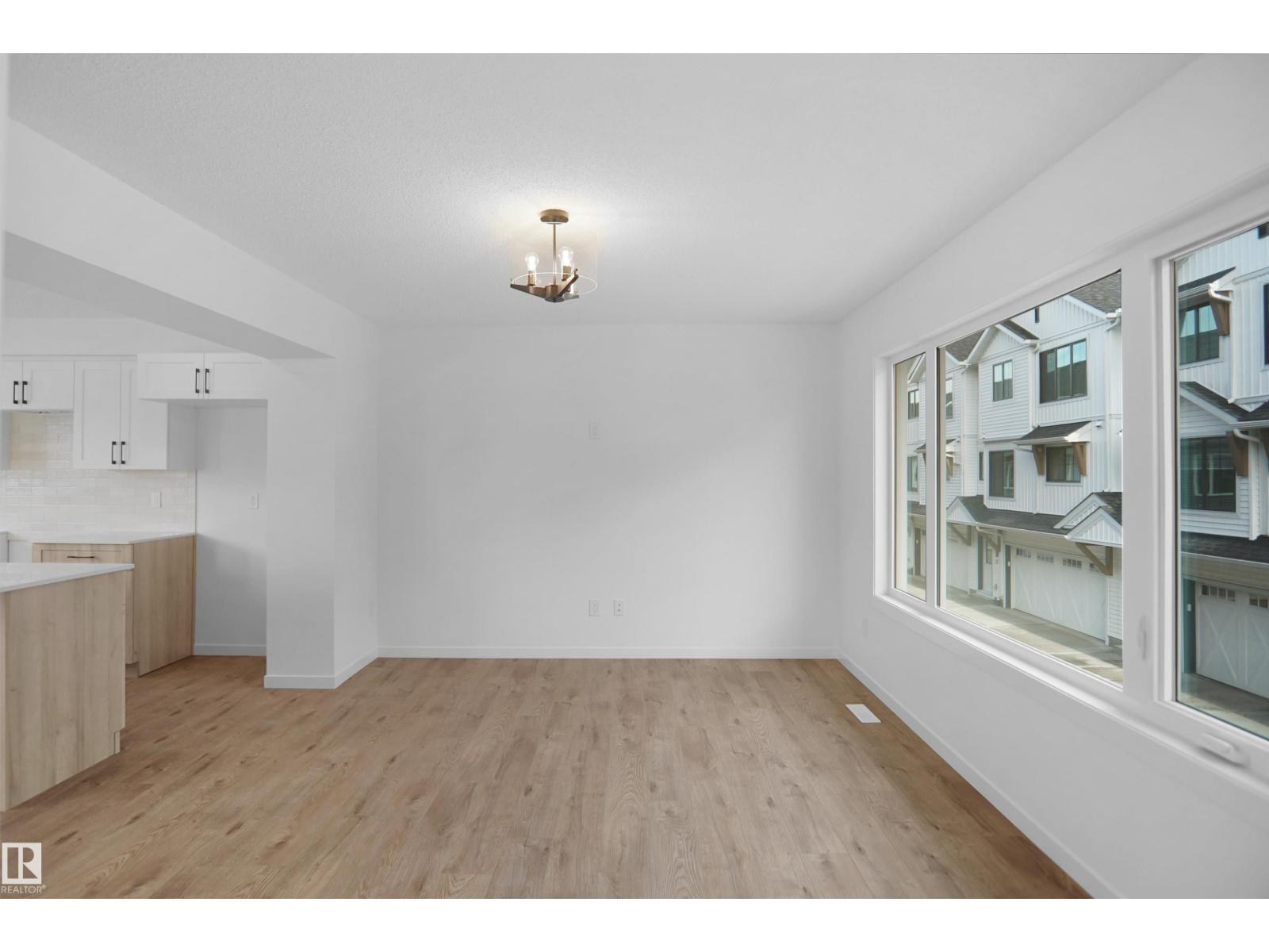#50 525 SECORD BV NW