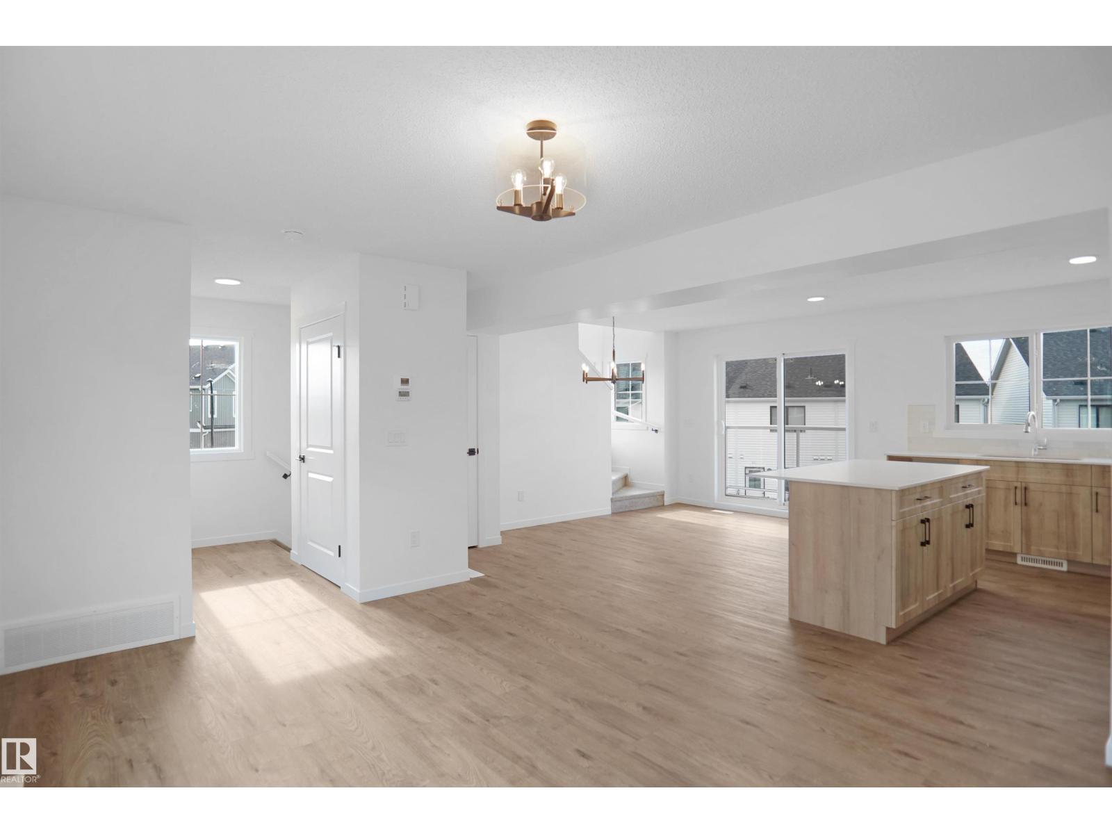 #50 525 SECORD BV NW