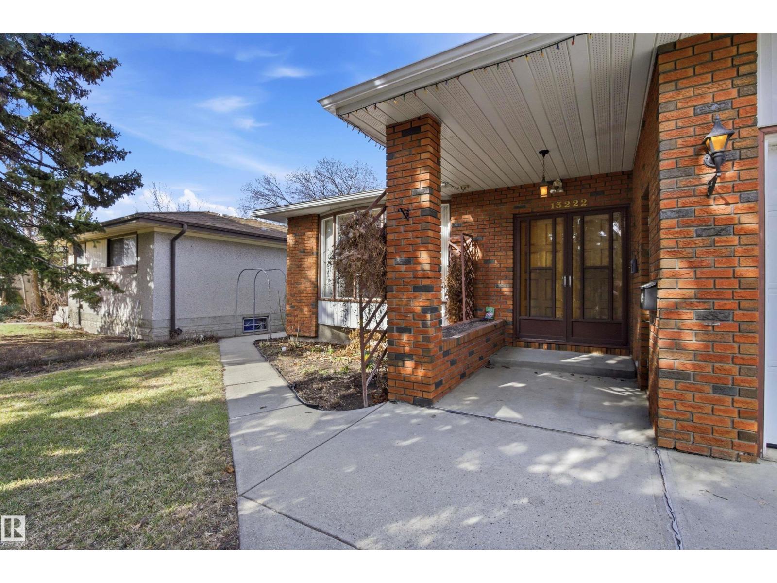 13222 116 ST NW
