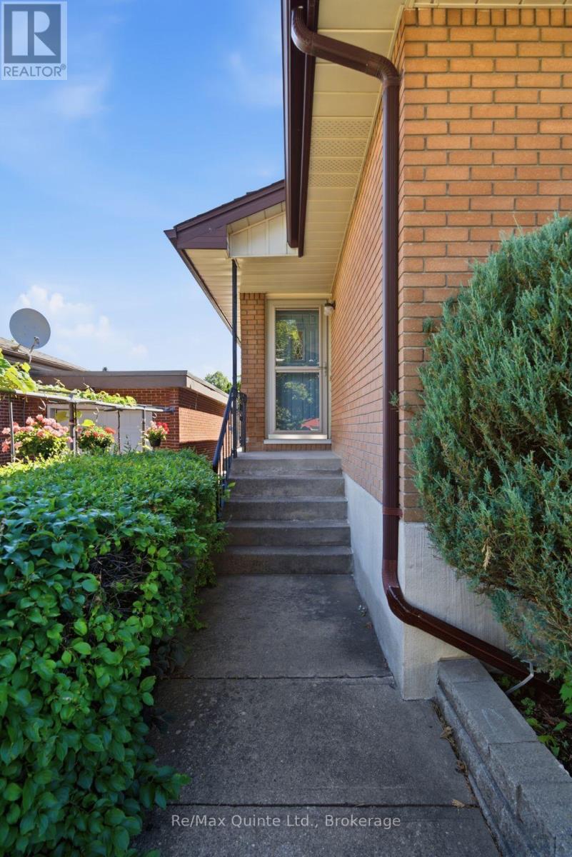65 HUMEWOOD DRIVE