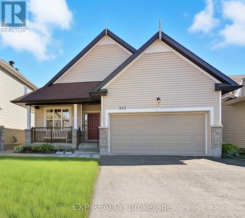313 BOBOLINK RIDGE N Ottawa ON K2V0B1