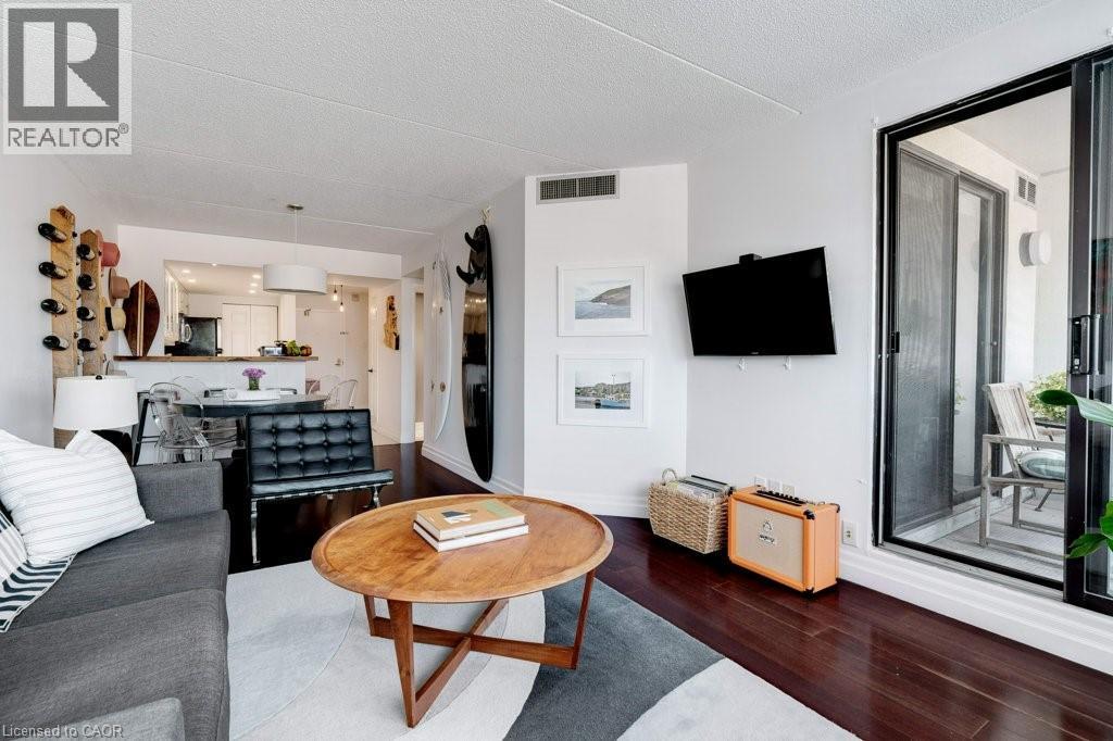 100 BRONTE Road Unit# 214