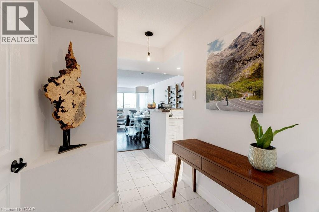 100 BRONTE Road Unit# 214
