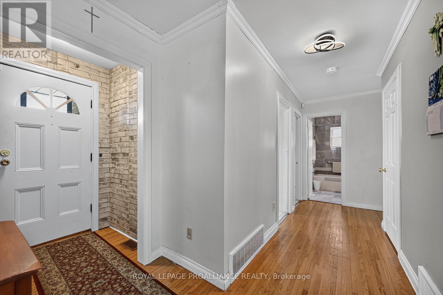 40 ALDERSHOT AVENUE