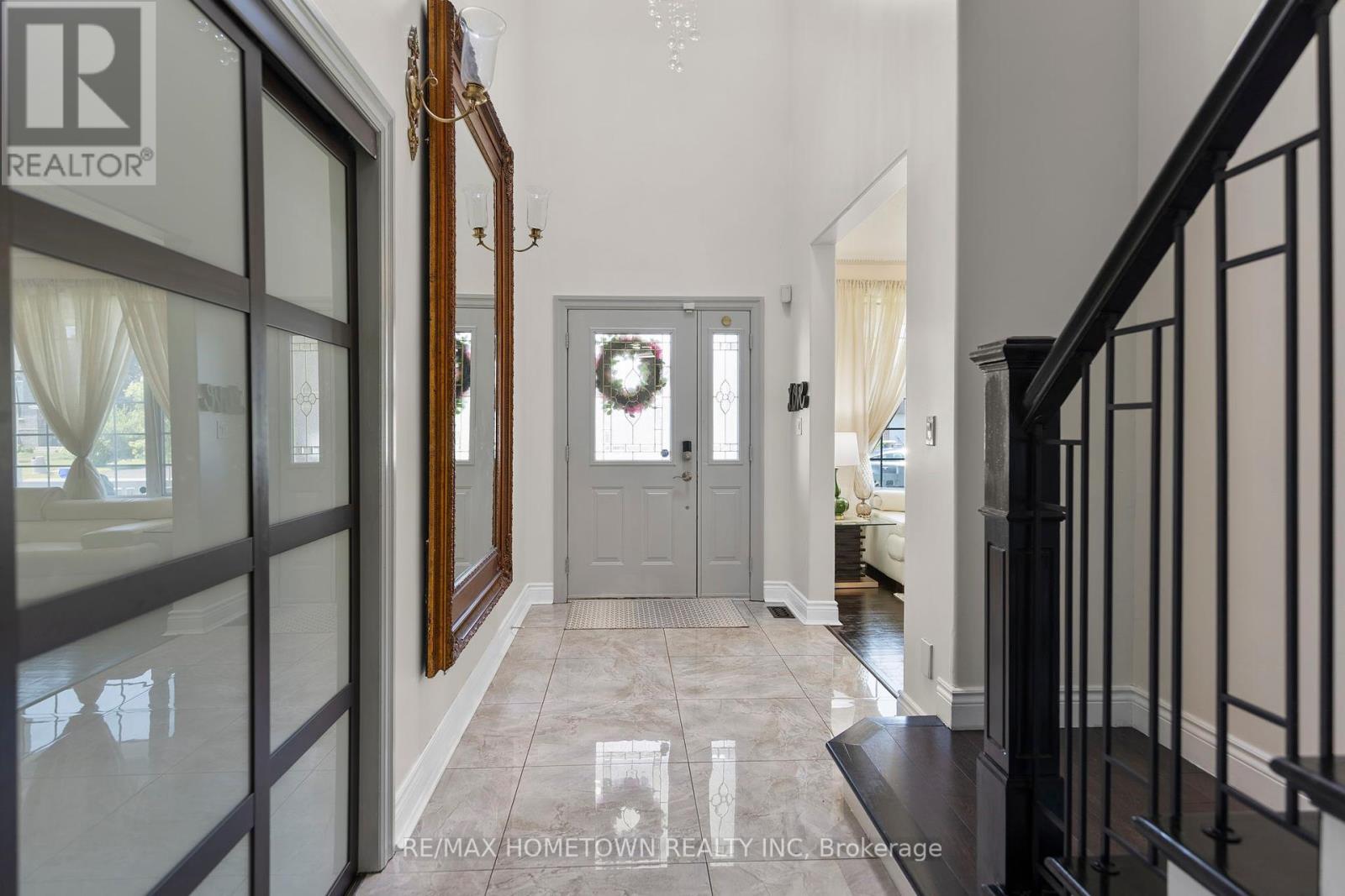 1020 CRESTWOOD DRIVE