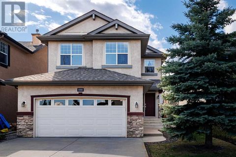 198 Everwillow Close SW Calgary AB T2Y4G6