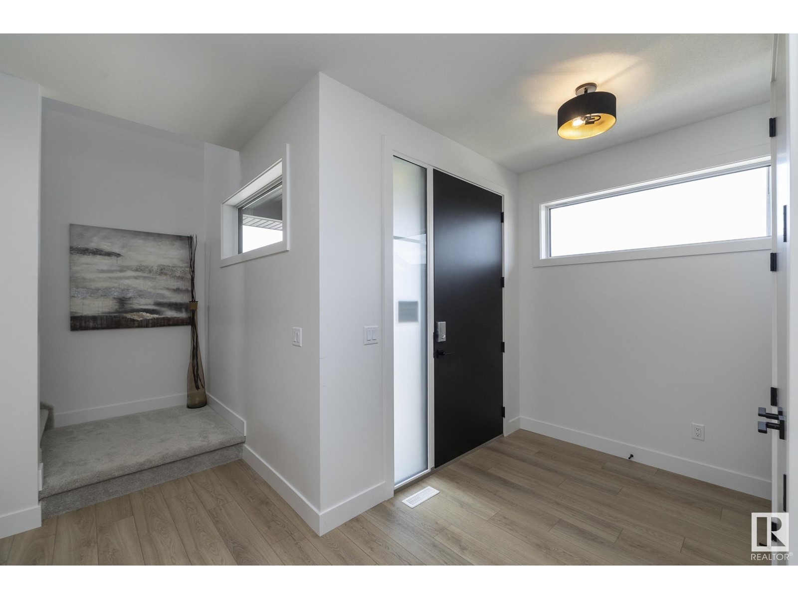 4541 KNIGHT WD SW