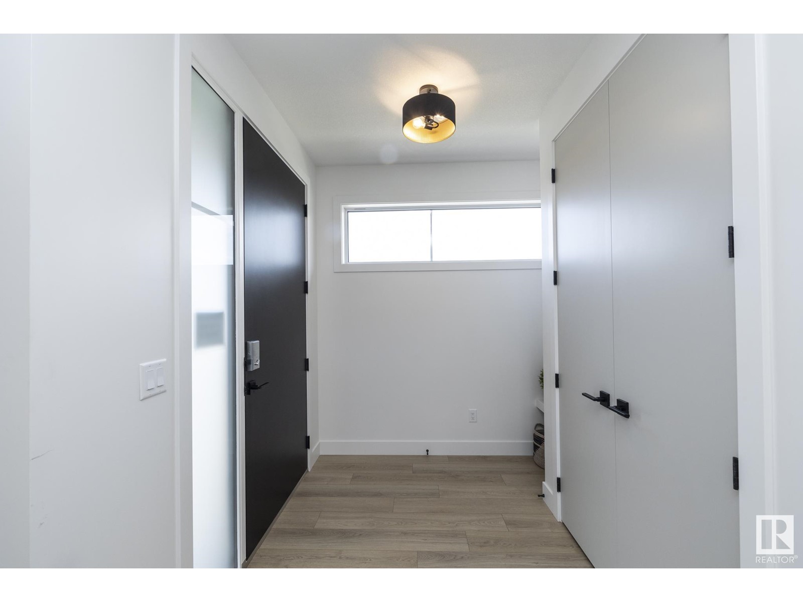 4541 KNIGHT WD SW