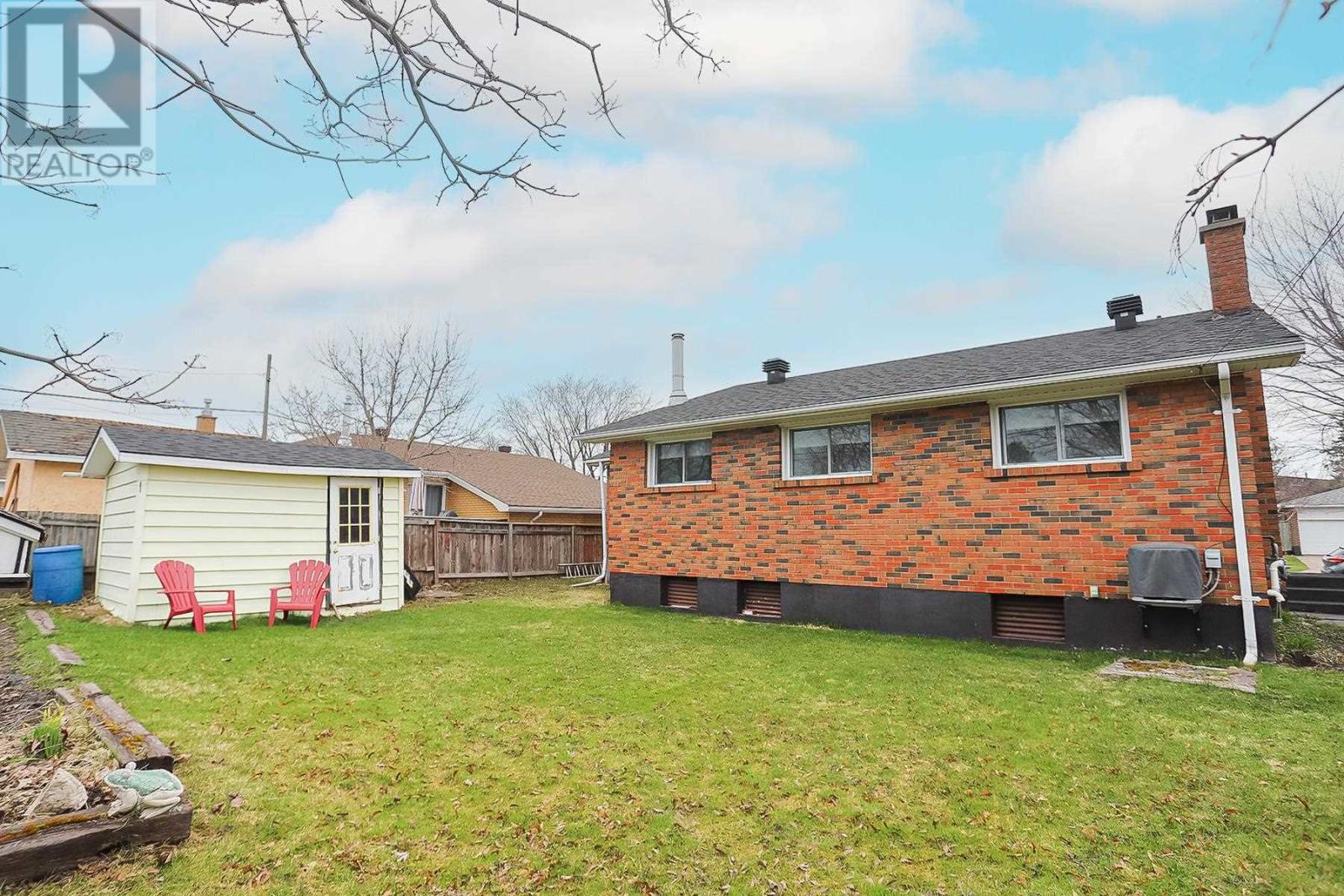Homes for Sale Sault Ste. Marie 19 Pretoria HL