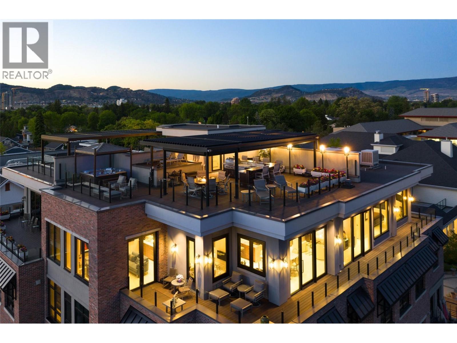 2245 Abbott Street Unit# 301