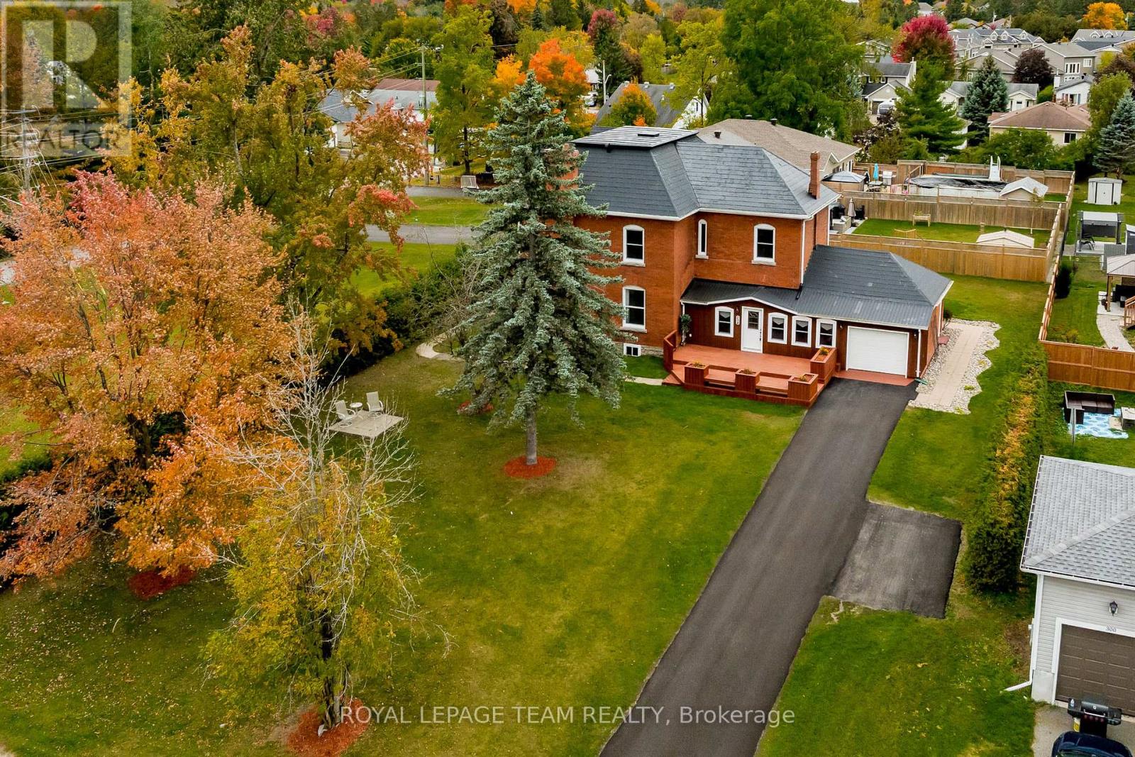 294 DUMBRILLE STREET