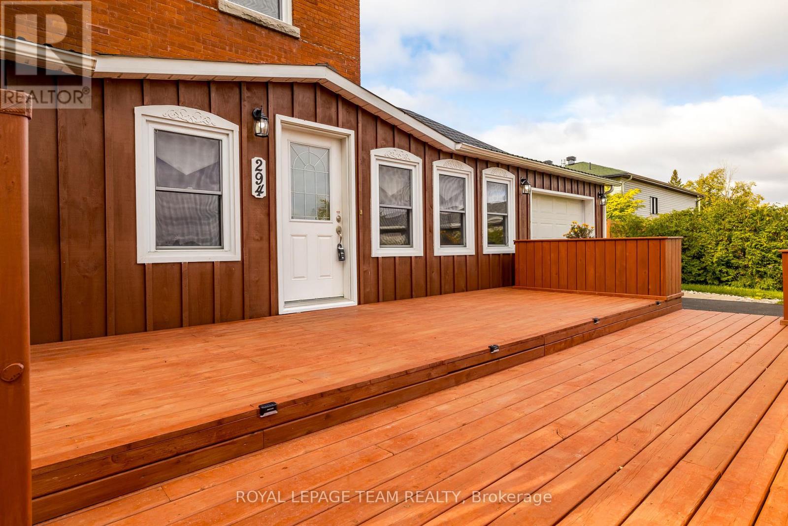 294 DUMBRILLE STREET