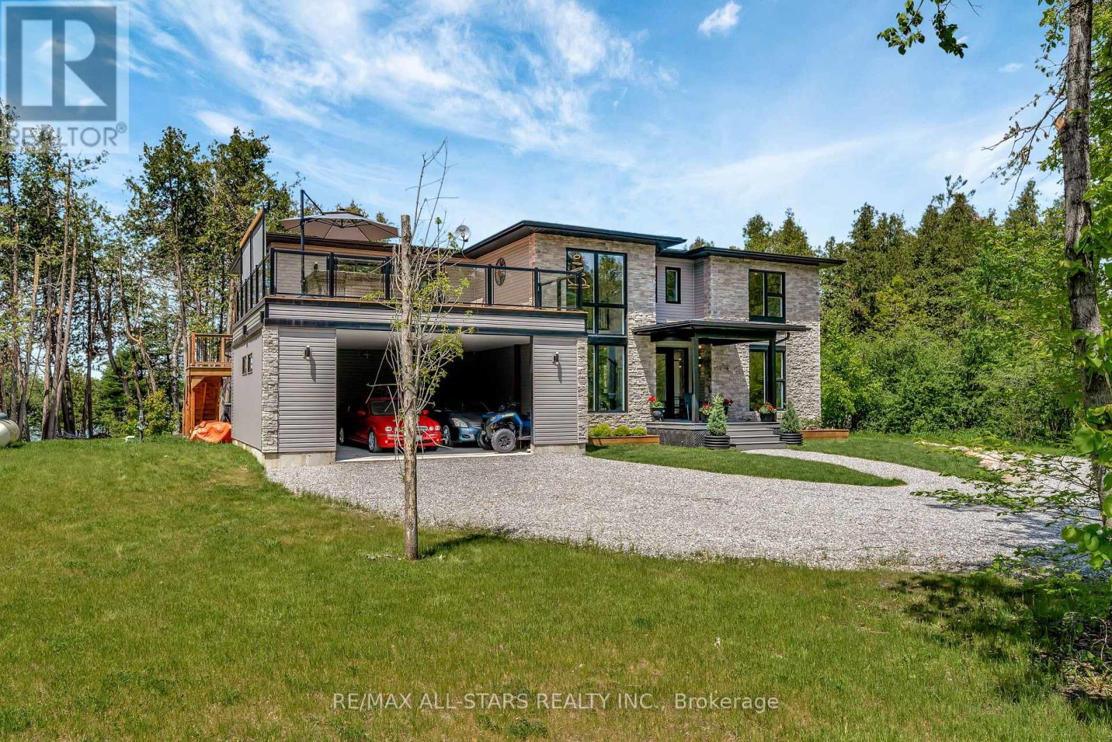 15 BERRY LANE