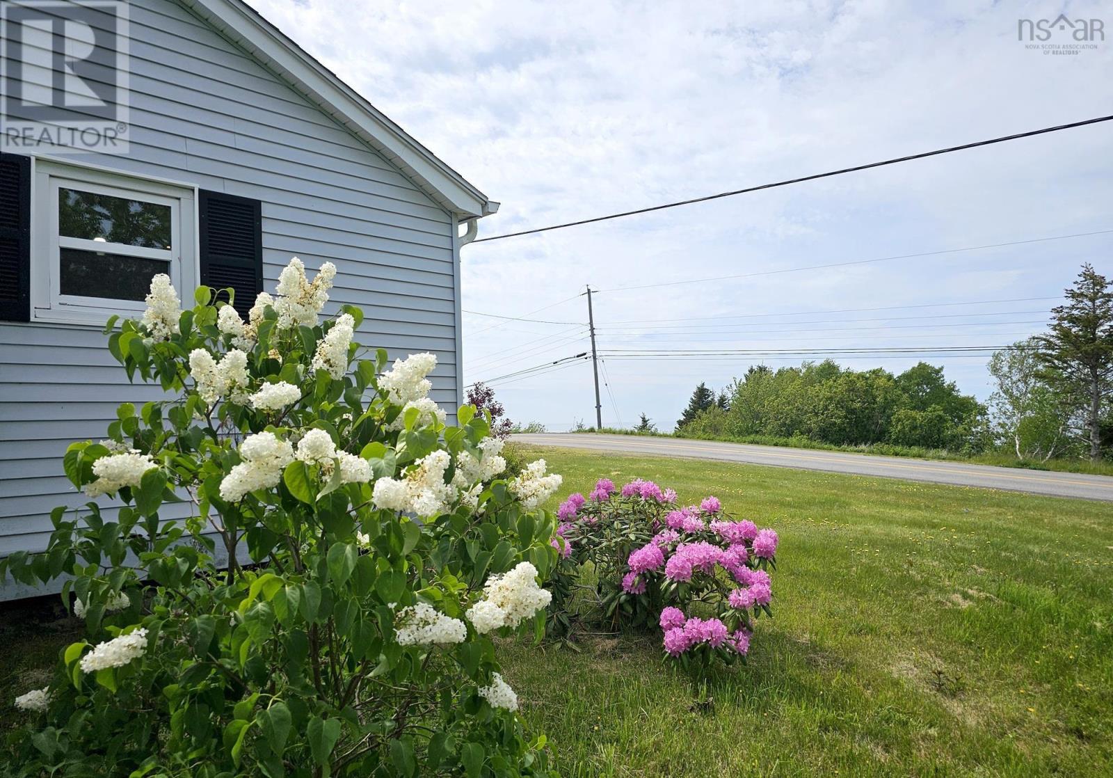 5248 Shore Road