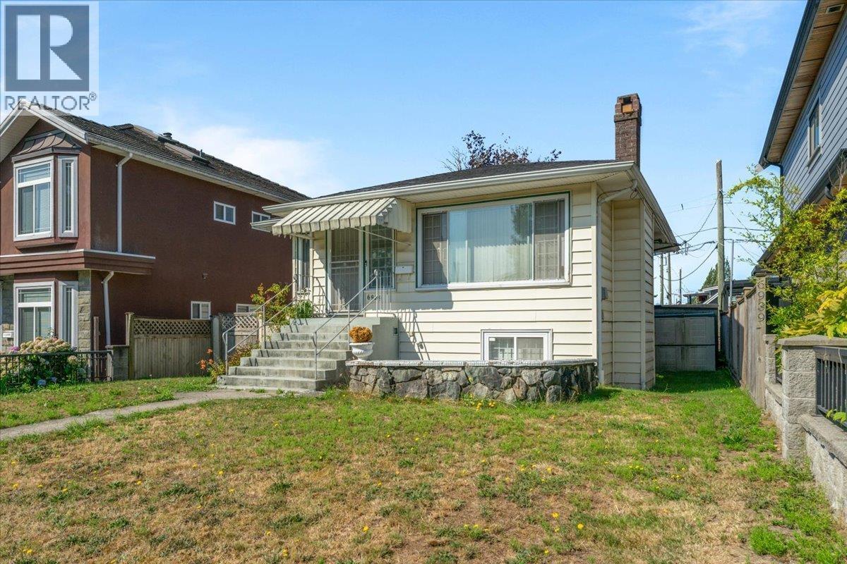 6949 MCKINNON STREET