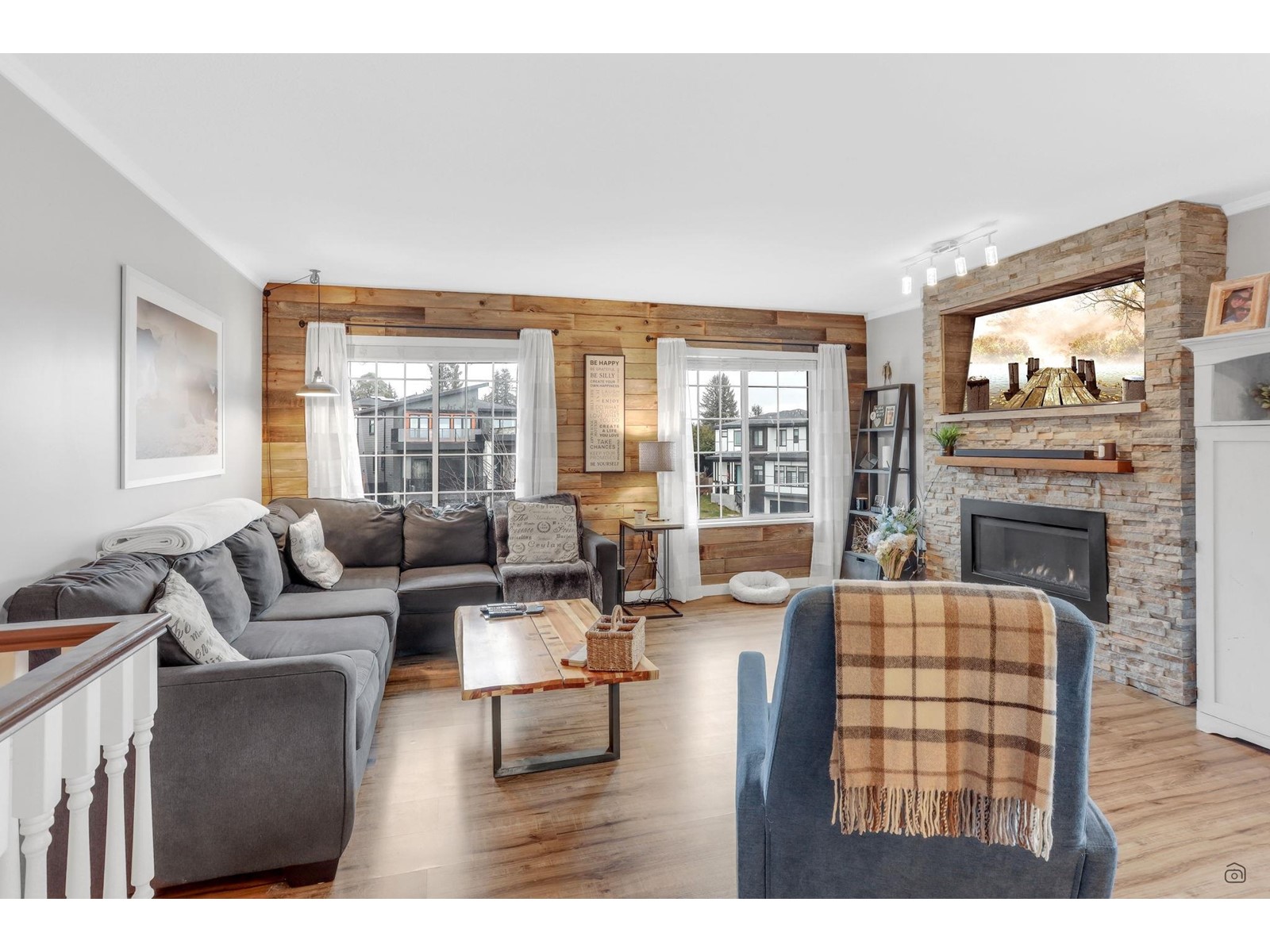 19020 60A AVENUE
