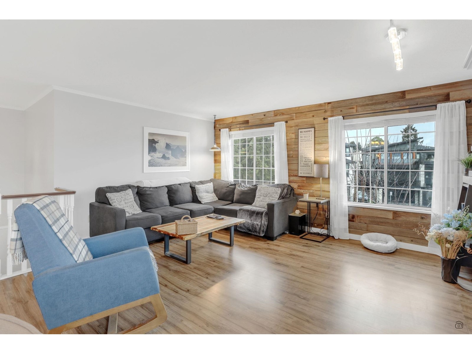 19020 60A AVENUE
