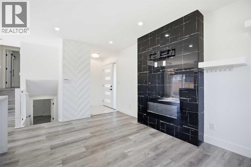 248 Castledale Way NE