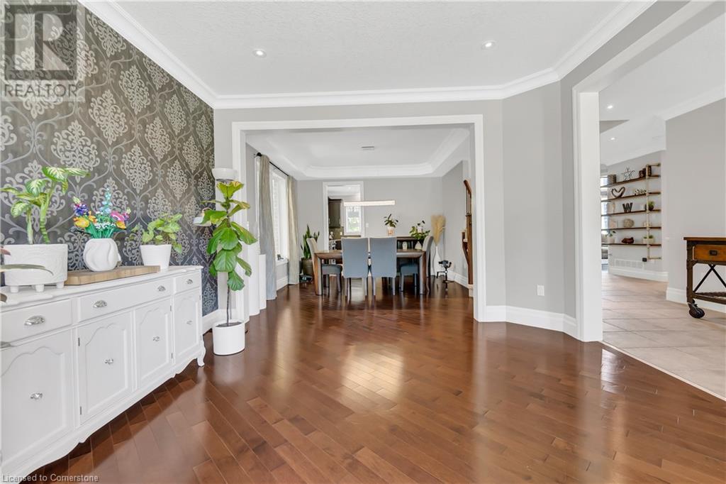 918 FUNG Place