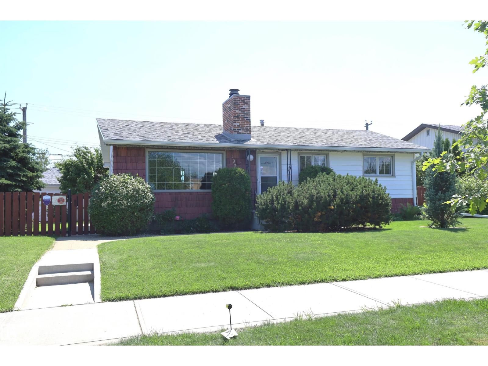 10715 132 AV NW