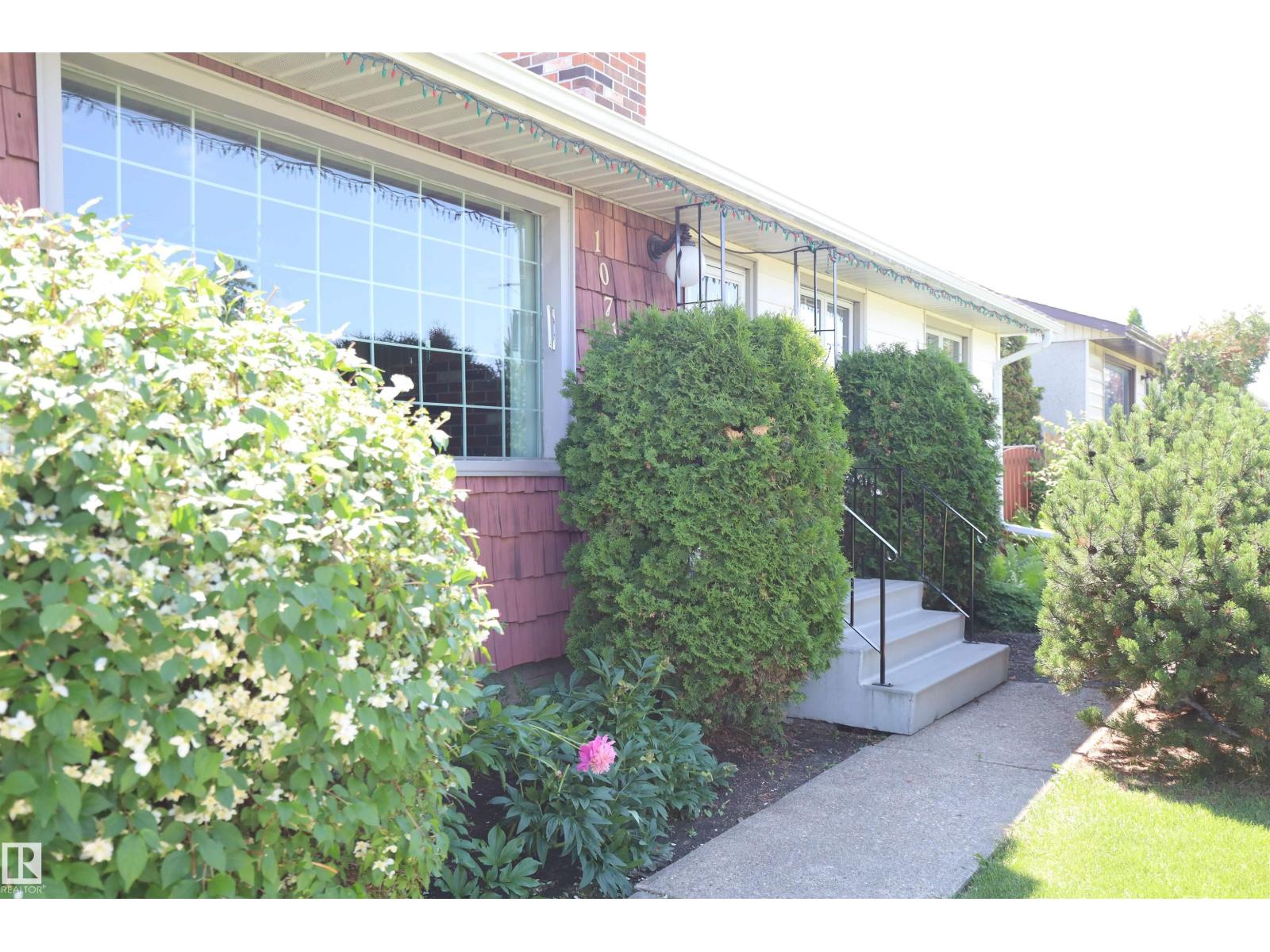 10715 132 AV NW