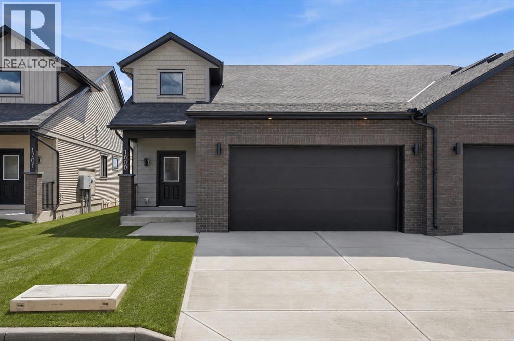 1600, 15 Coopersfield Link SW