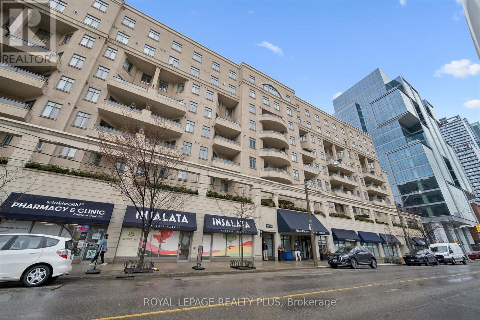 Photo 1 of 31 — 620 - 550 FRONT STREET W Unit 620, Toronto (Waterfront Communities), ON M5V3N5