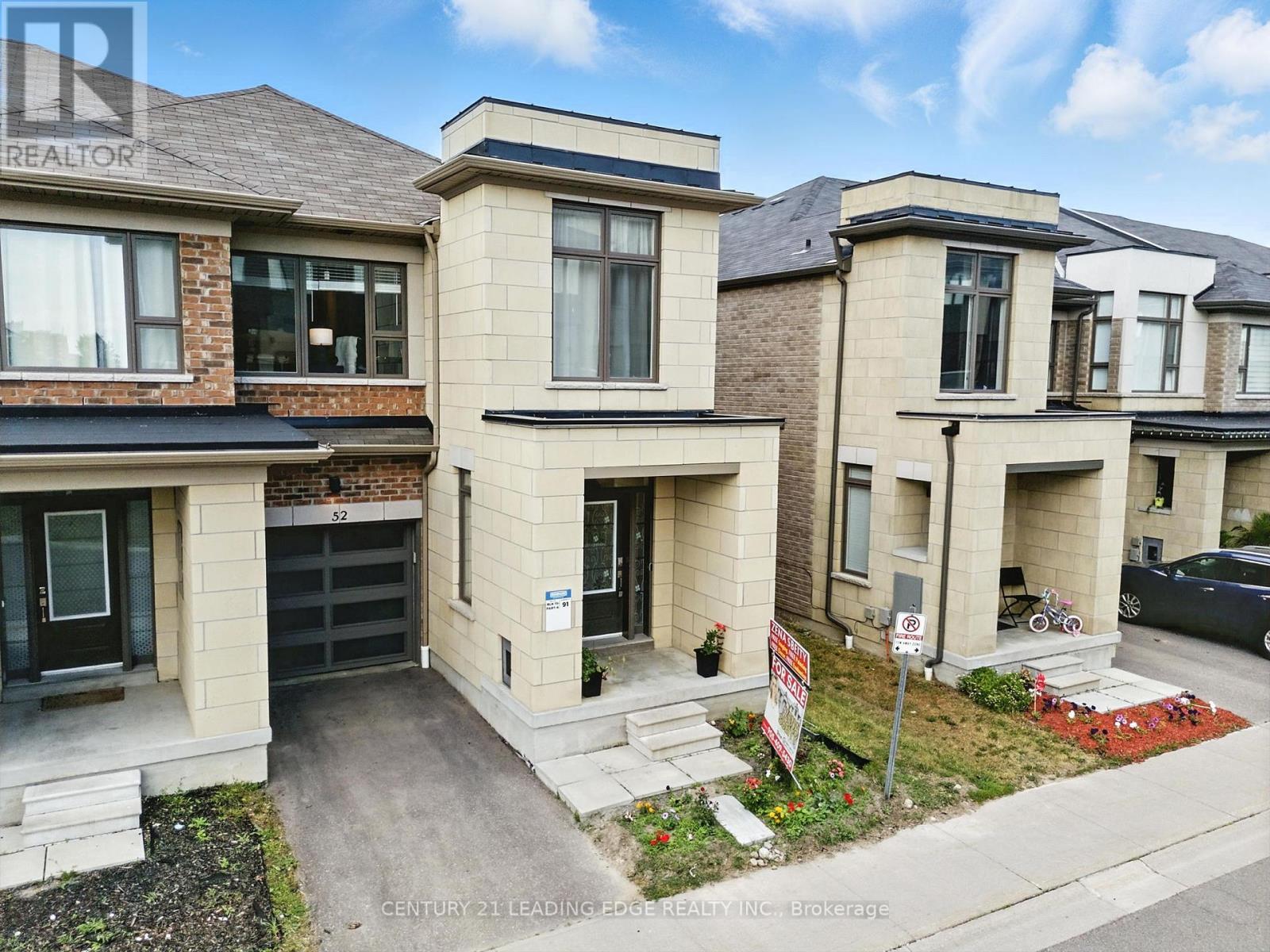 52 DONALD FLEMING WAY