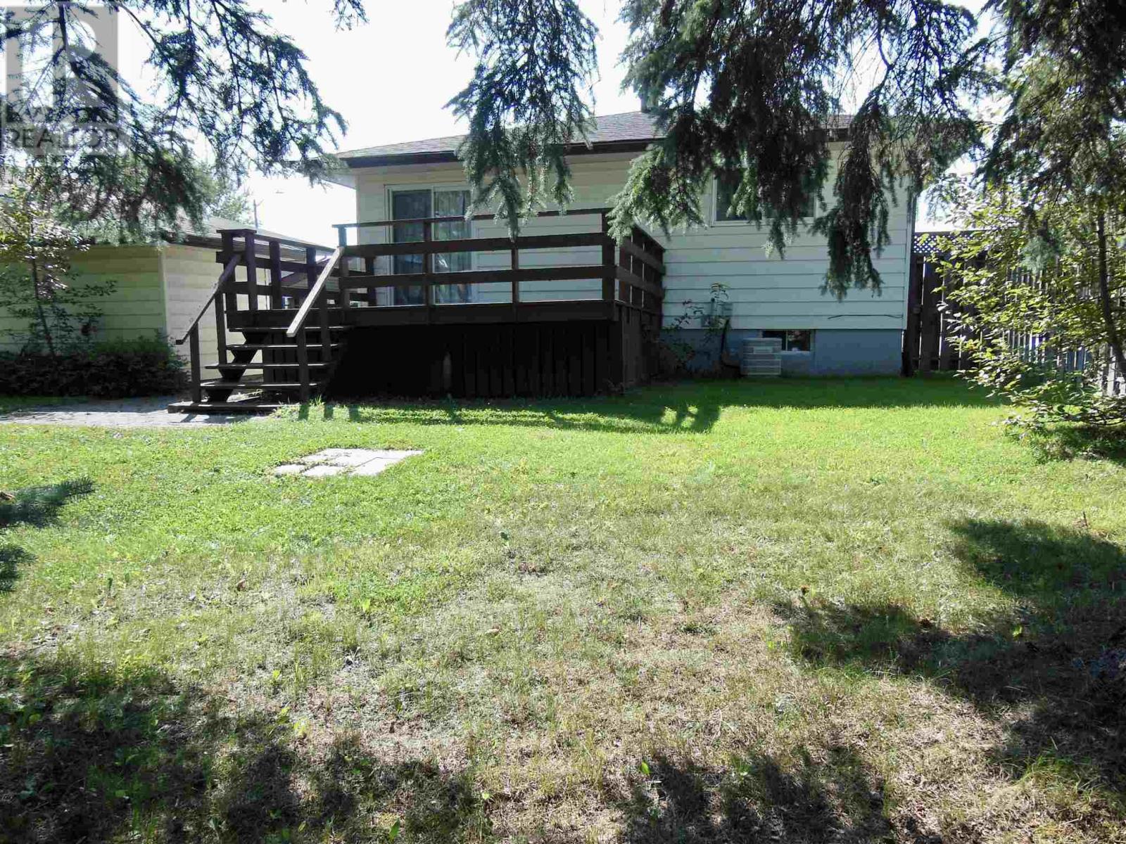 27 Parker AVE