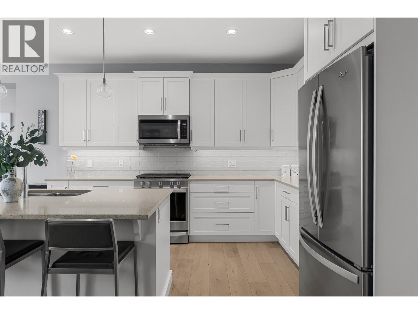 2573 Crown Crest Drive