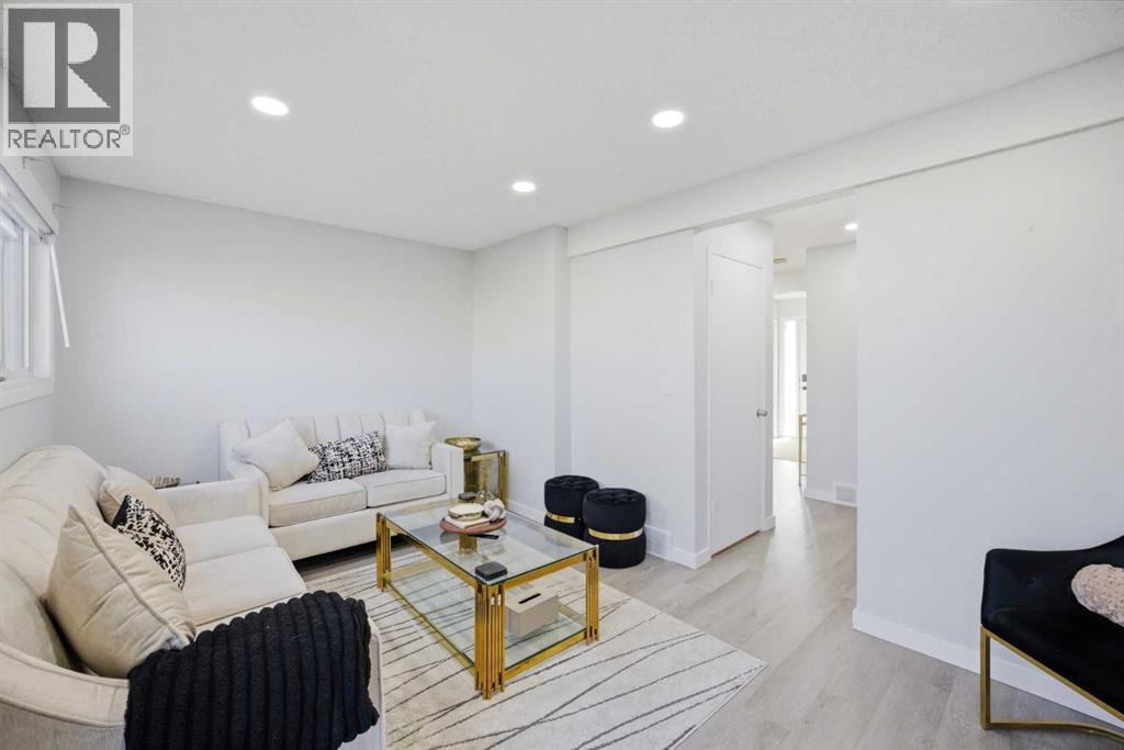 43, 5520 1 Avenue SE