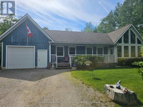 32 PINE FOREST DRIVE South Bruce Peninsula ON N0H1P0