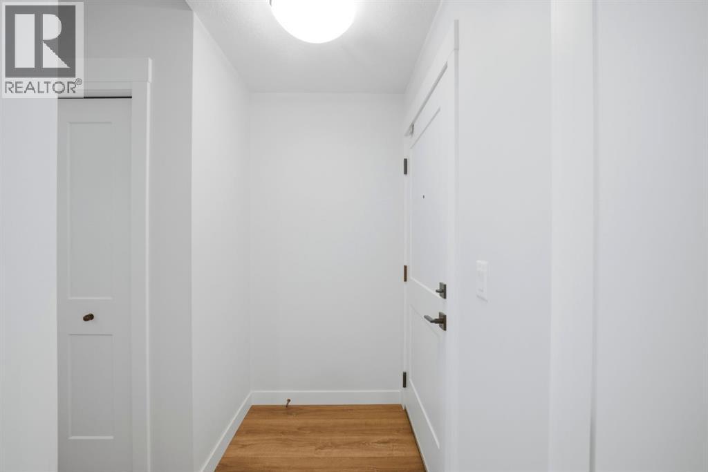315, 10 Sage Hill  NW