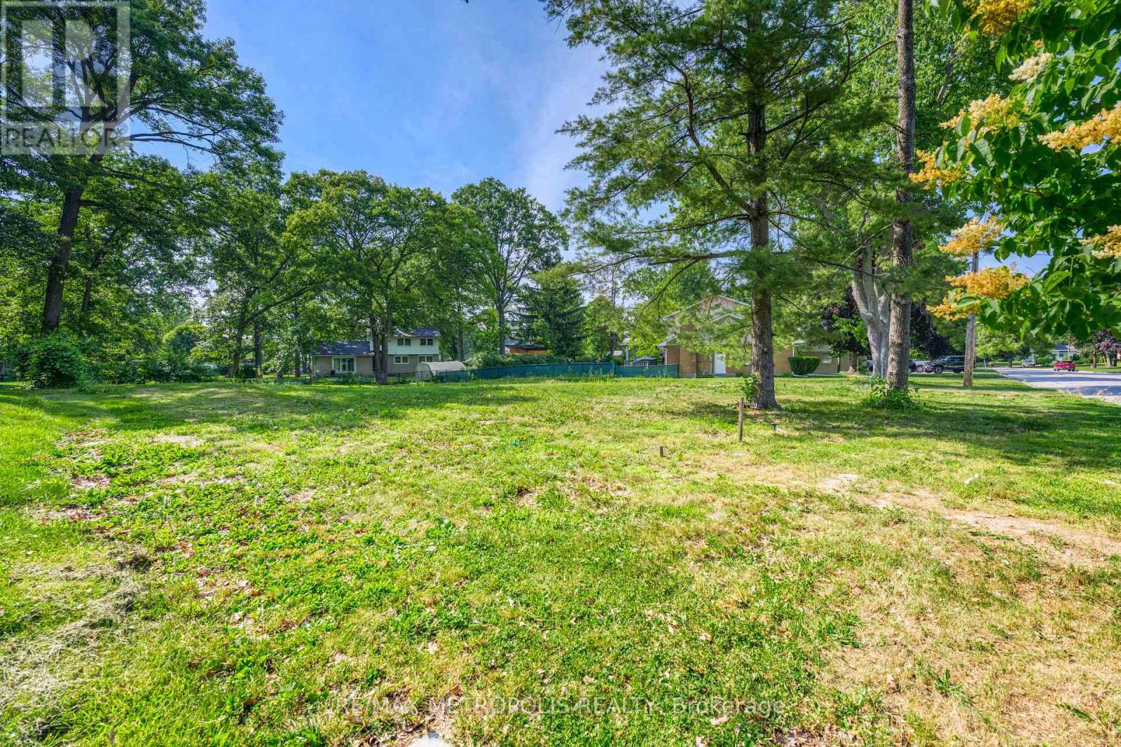 1307-S RIDGEWOOD DRIVE