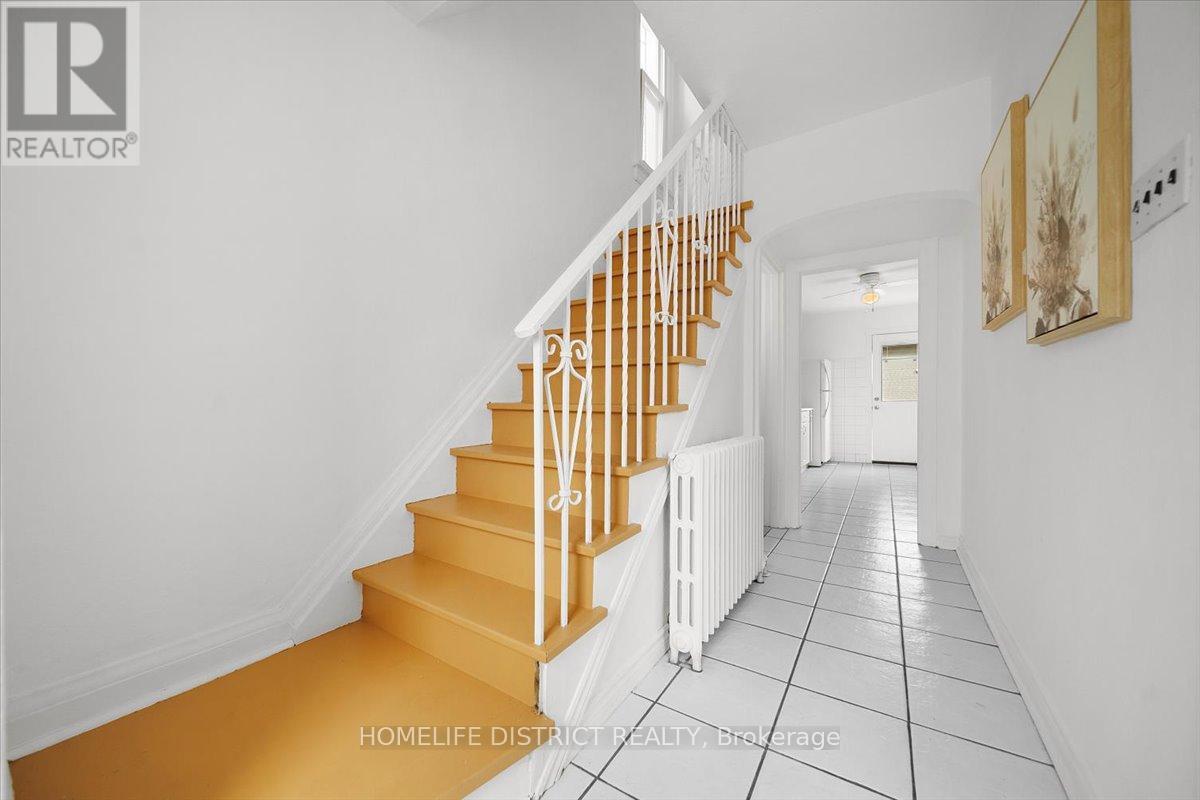 2055 EGLINTON AVENUE W