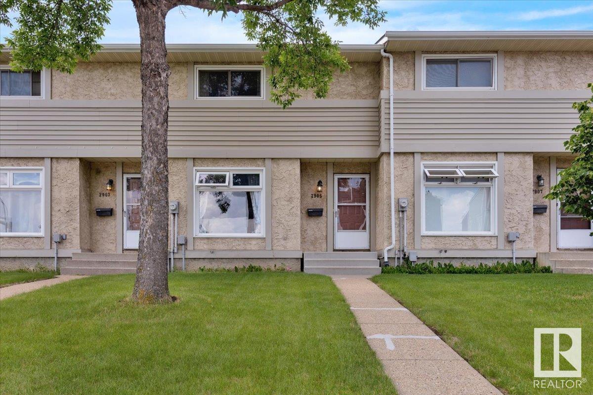 2905 151 AV NW