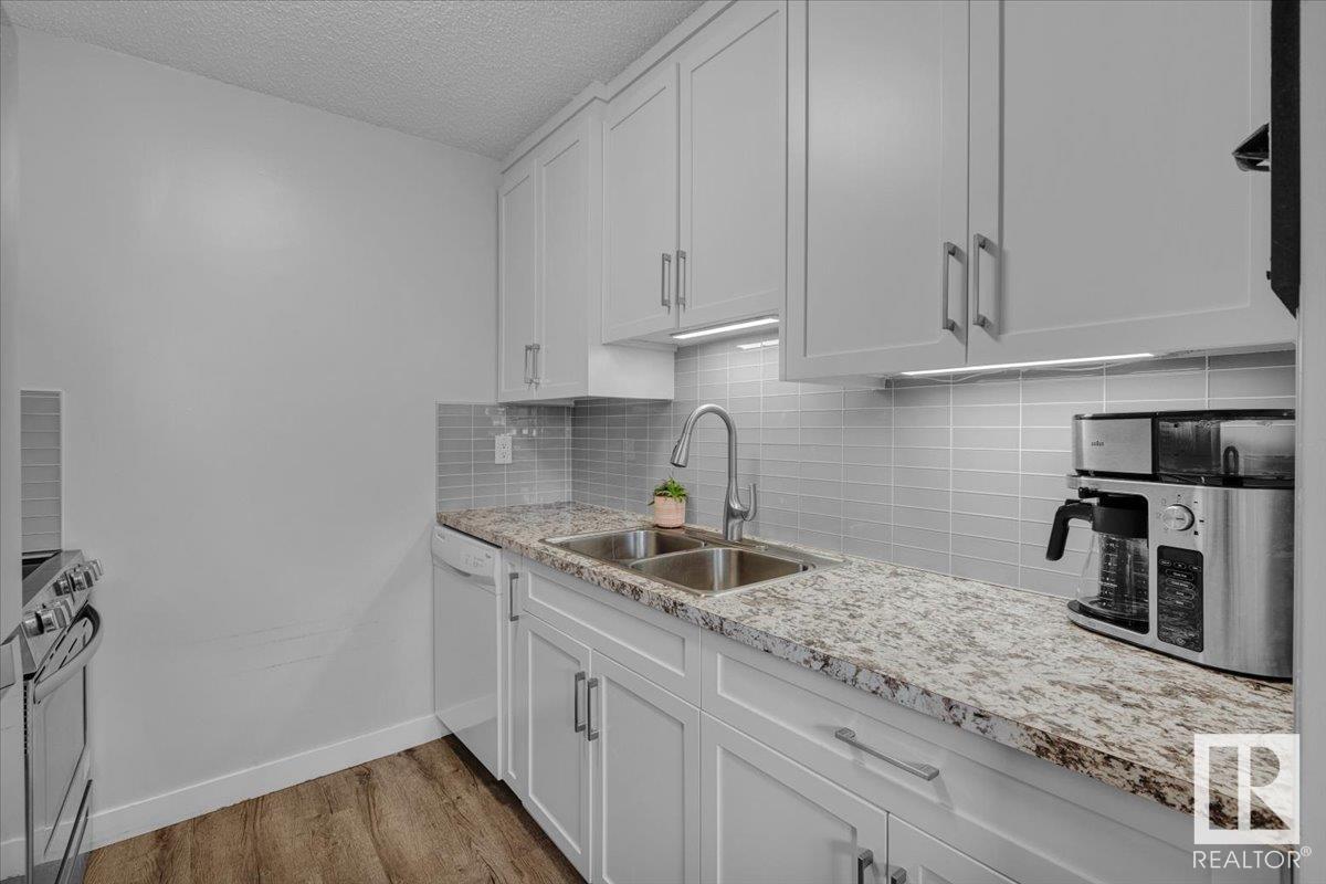 2905 151 AV NW