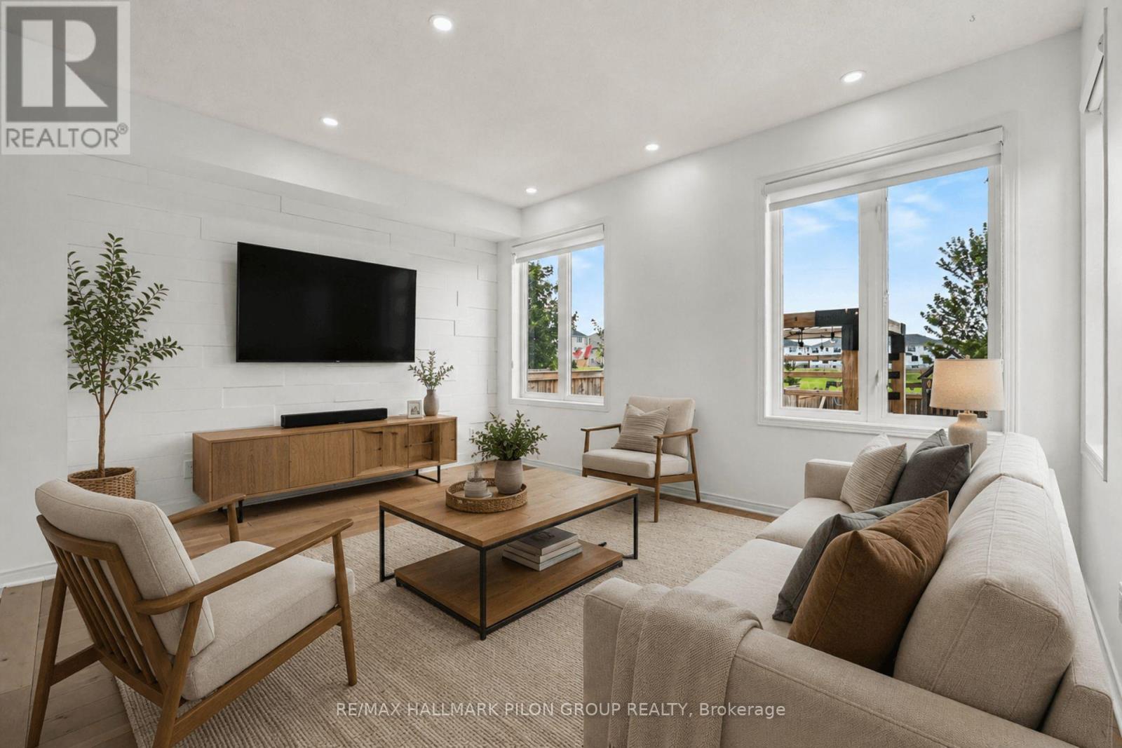 38 RIDDELL STREET