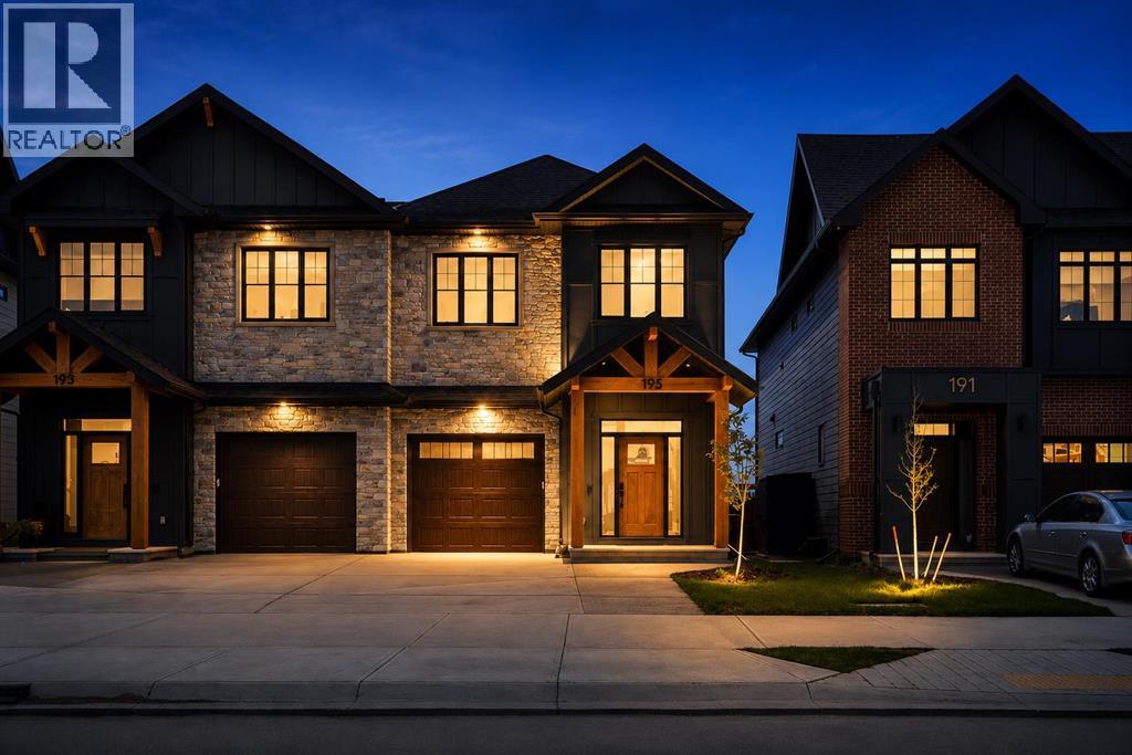 195 Greenwich Drive NW
