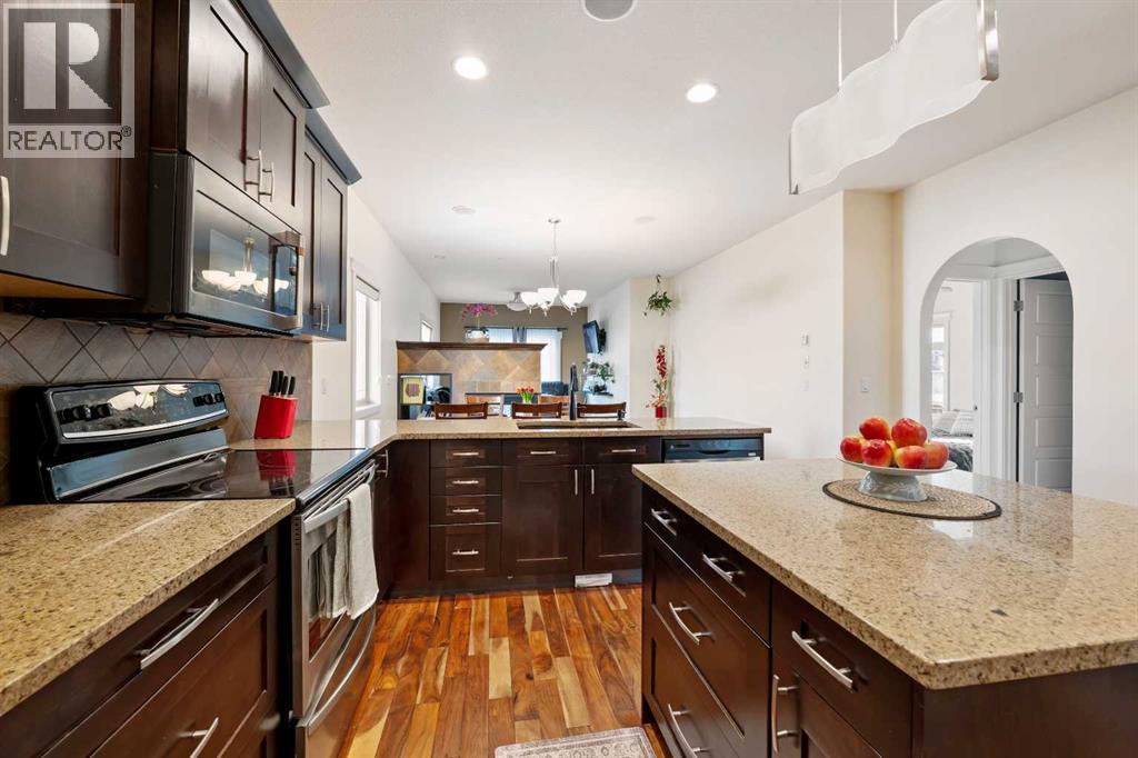 901, 900 Carriage Lane Place