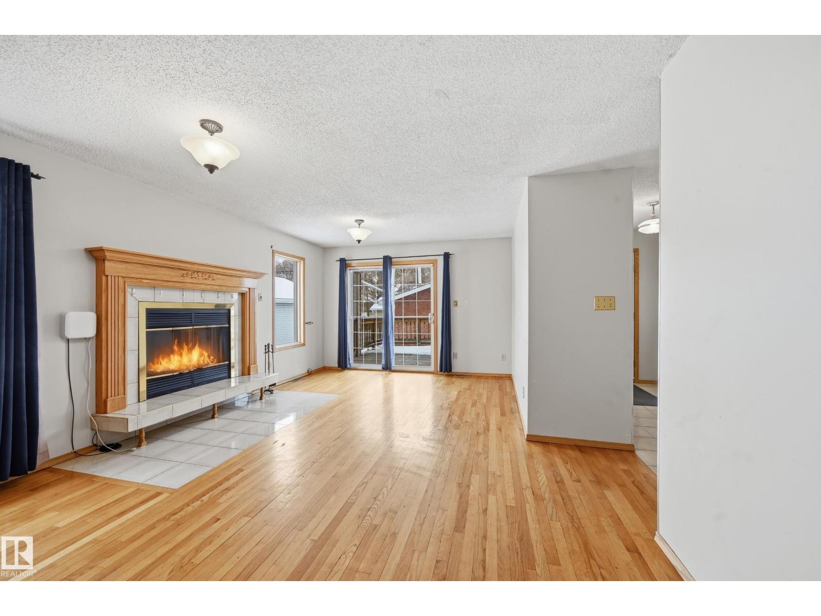 11019 126 ST NW