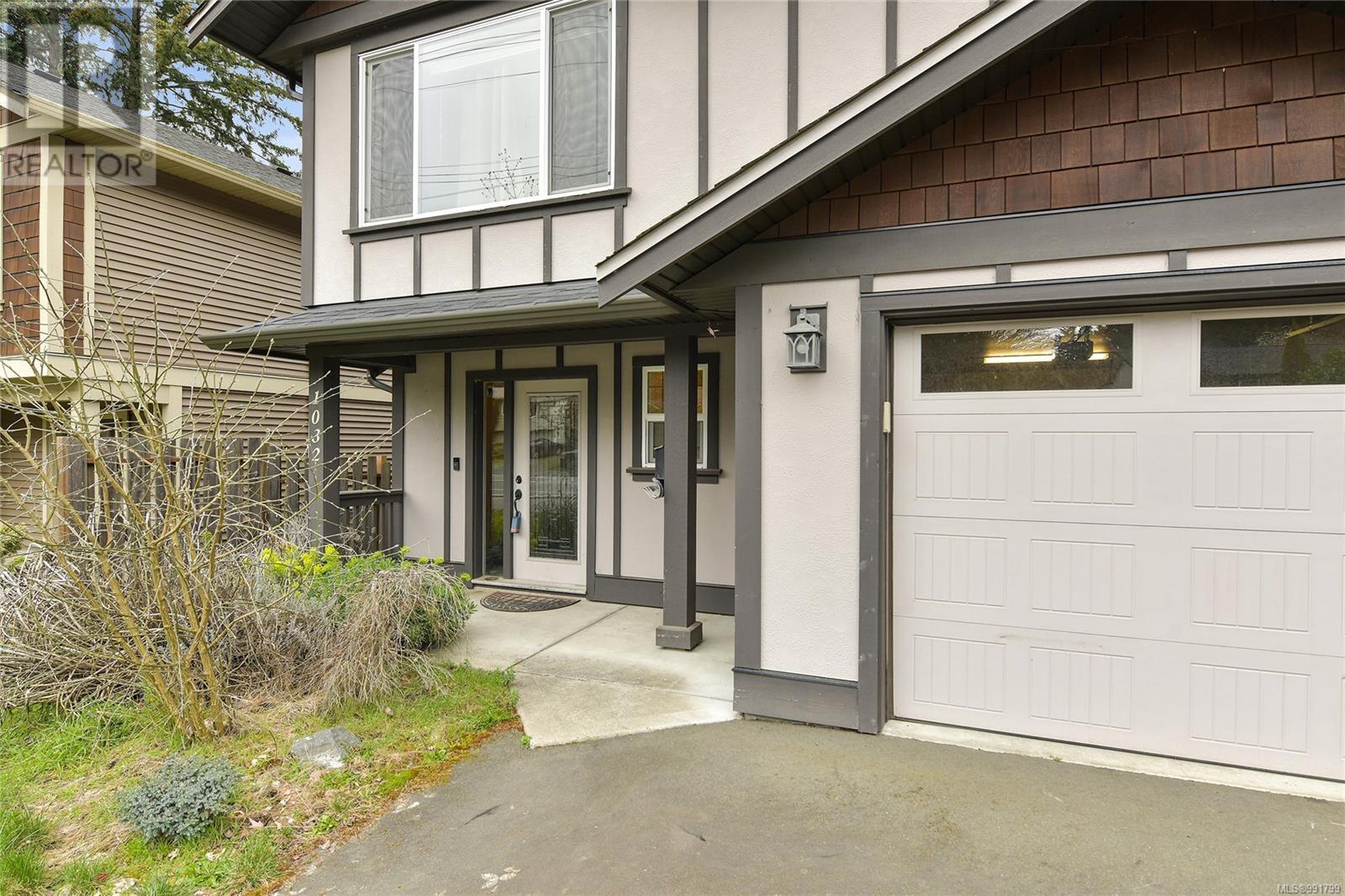 1032 Jenkins Ave